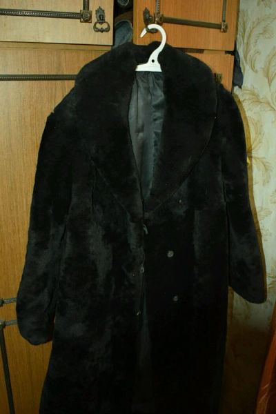 Лот: 11958587. Фото: 1. Шуба 3шт Кожаный плащ 1 шт женские. Верхняя одежда