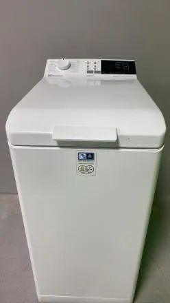 Лот: 21012620. Фото: 1. стиральная машина Electrolux бу... Стиральные машины