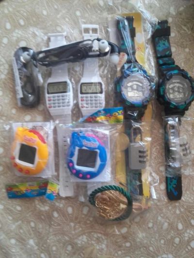 Лот: 9409302. Фото: 1. Тамагочи, часы, кодовые замки... Игровые приставки, консоли