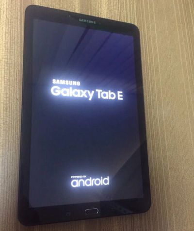 Лот: 10812140. Фото: 1. Планшет Samsung Galaxy Tab E 8GB... Планшеты