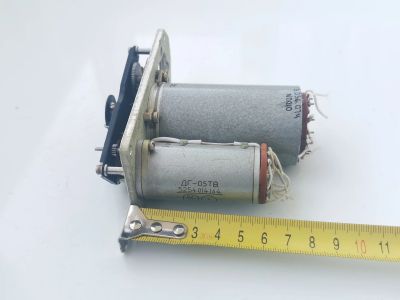 Лот: 15811670. Фото: 1. моторчик ДГ-0,5ТВ, второй возможно... Другое (радиодетали  (электронные компоненты))