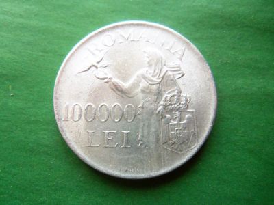 Лот: 19810122. Фото: 1. Румыния 100000 лей 1946 г., Михай... Европа