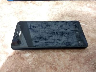 Лот: 8722220. Фото: 1. ASUS Zenfone 5. Смартфоны