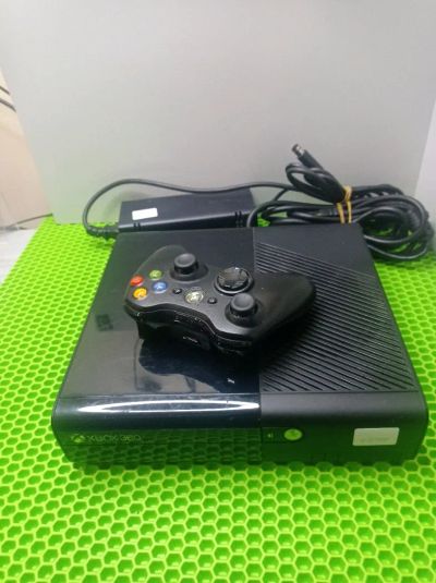 Лот: 19285855. Фото: 1. Консоль, игровая приставка X-Box... Игровые приставки, консоли