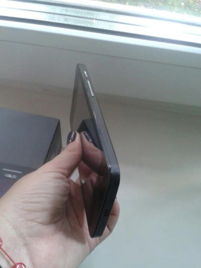 Лот: 8182963. Фото: 1. Смартфон ASUS Zenfone 4 A450CG. Смартфоны