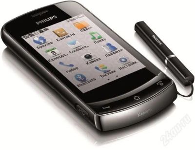 Лот: 2590748. Фото: 1. Philips Xenium с чехлом и новой... Кнопочные мобильные телефоны