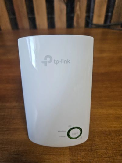Лот: 24618782. Фото: 1. Усилитель wi-fi сигнала TP-Link. Другое (сетевые устройства)