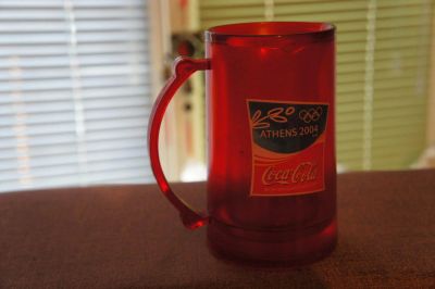 Лот: 6203420. Фото: 1. Кружка CoCa Cola коллекционная... Термосы, термокружки, фляжки