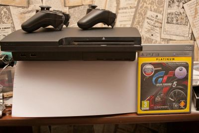Лот: 3178325. Фото: 1. sony playstation 3 slim 320gb. Игровые приставки, консоли