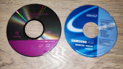 Лот: 21560205. Фото: 1. Какие то программы , 2 диска одним... CD, DVD, BluRay