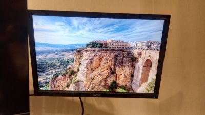 Лот: 25649465. Фото: 1. Монитор Acer V193W + кронштейн. ЖК-мониторы