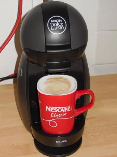 Лот: 6484148. Фото: 1. Продам НоВуЮ Кофеварку Nescafe... Чайники, кофемашины, кулеры