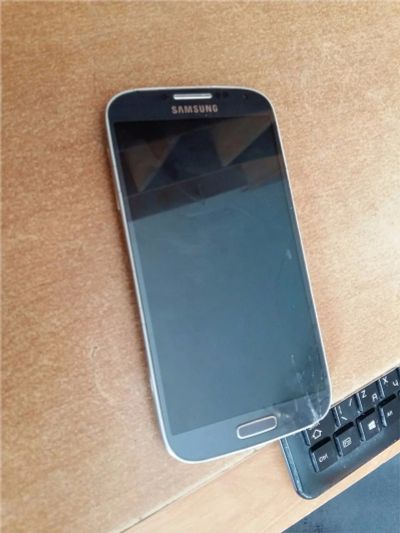 Лот: 10178805. Фото: 1. Samsung S4 i9500. Смартфоны