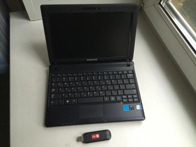 Лот: 4479181. Фото: 1. Samsung N100 + cумка +мышка+ модем... Ноутбуки