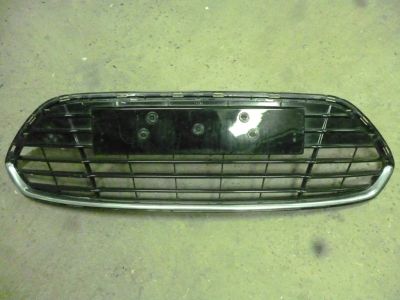 Лот: 10641501. Фото: 1. Решетка бамперная Ford Mondeo... Кузов