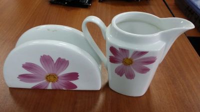 Лот: 5213113. Фото: 1. Салфетница и соусник. Столовые приборы, ножи