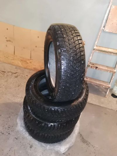Лот: 15894076. Фото: 1. Комплект зимней резины michelin... Шины