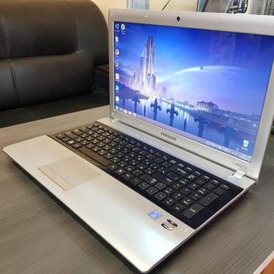 Лот: 12133464. Фото: 1. Универсальный ноутбук Samsung... Ноутбуки
