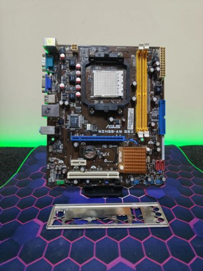 Лот: 24809509. Фото: 1. Мат. плата Asus M2N68-AM SE2/AM2... Материнские платы