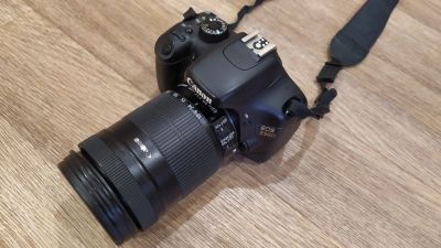 Лот: 16447945. Фото: 1. Canon 550D + 18-135 mm. Цифровые зеркальные