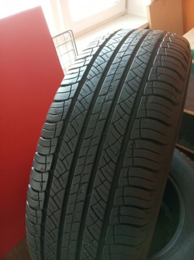 Лот: 17302353. Фото: 1. Резина летняя Michelin Latitude... Шины