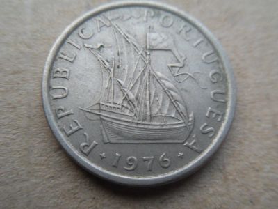Лот: 9057704. Фото: 1. Португалия 5 эскудо 1976. Европа