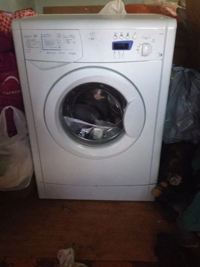 Лот: 5530228. Фото: 1. Стиральная машина Indesit WISE... Стиральные машины