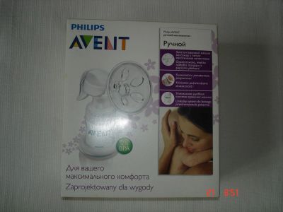 Лот: 4655917. Фото: 1. Молокоотсос ручной Avent + накладки... Всё для кормления