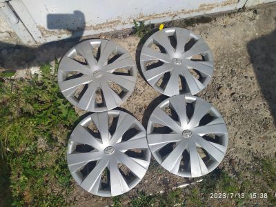 Лот: 20618133. Фото: 1. Колпаки Toyota Corolla Fielder... Колпаки