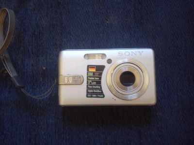 Лот: 3134083. Фото: 1. Цифровой фотоаппарат SONY vs8330z... Цифровые компактные