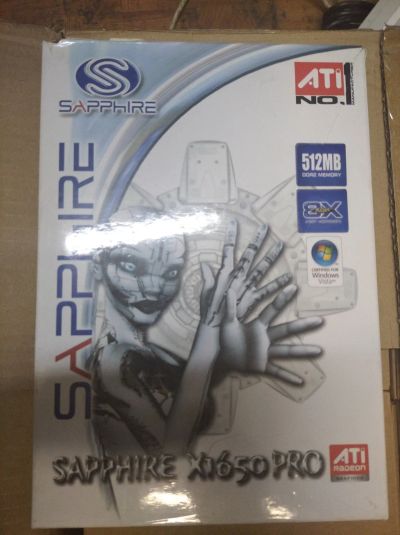 Лот: 15492048. Фото: 1. Видеокарта ATI Sapphire Radeon... Видеокарты