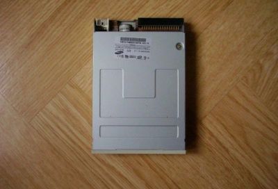 Лот: 14156527. Фото: 1. FDD 3.5 Floppy Флоппи дисковод. Приводы CD, DVD, BR, FDD