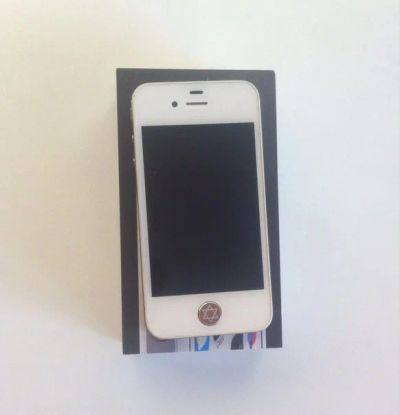 Лот: 6832628. Фото: 1. Iphone 4 8gb Хорошее состояние. Смартфоны