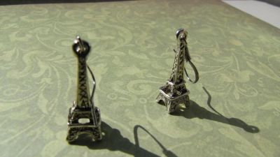 Лот: 4377308. Фото: 1. Серьги "Эйфелева башня". Серьги, каффы