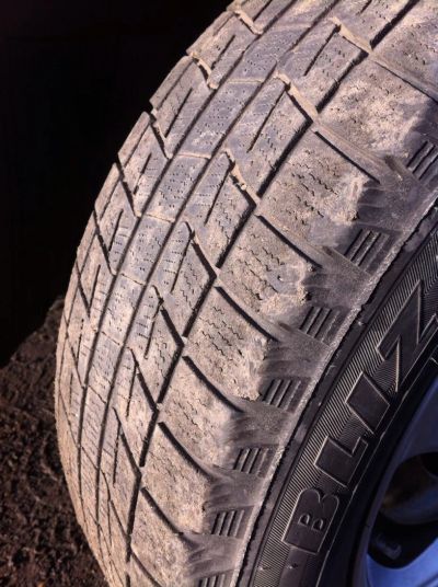 Лот: 3883424. Фото: 1. Bridgestone Revo 1 (215/65/16... Шины