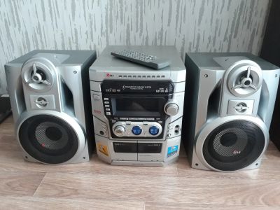 Лот: 15684377. Фото: 1. Музыкальный центр LG 3 Changer... Музыкальные центры, магнитолы