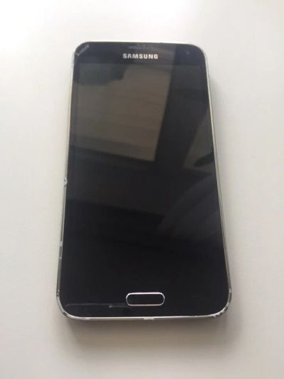 Лот: 9560230. Фото: 1. Samsung Galaxy S5. Смартфоны
