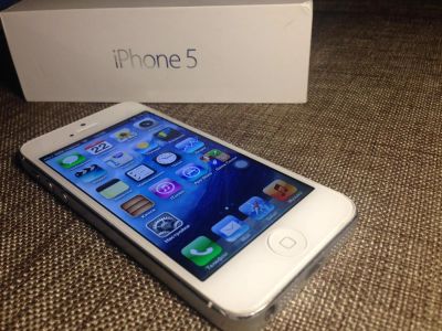 Лот: 8365235. Фото: 1. Apple iPhone 5 16Gb iOS 6.1.4. Смартфоны