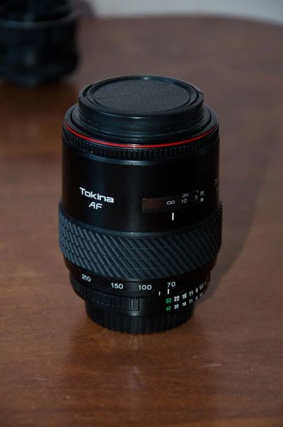 Лот: 4961217. Фото: 1. Породам объектив Tokina AF 70-210... Объективы