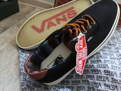 Лот: 10204926. Фото: 1. Кеды VANS. Несколько размеров. Кеды, кроссовки, слипоны