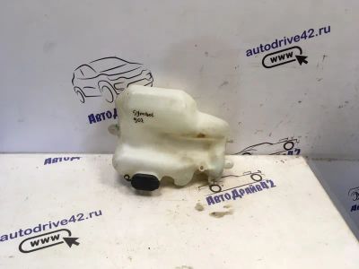 Лот: 21712762. Фото: 1. бачок стеклоомывателя Renault... Двигатель и элементы двигателя