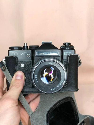 Лот: 17592460. Фото: 1. Пленочный фотоаппарат Зенит -... Плёночные зеркальные