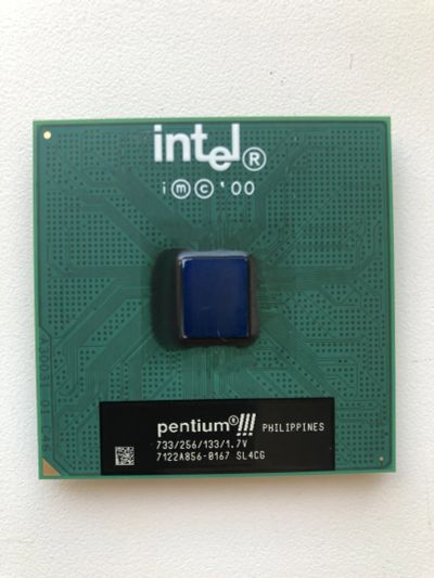 Лот: 18187697. Фото: 1. Intel Pentium 3 733Mhz (SL3XY... Процессоры