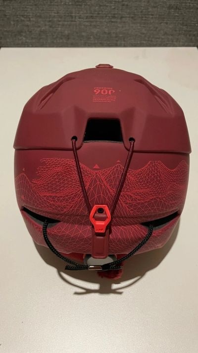 Лот: 18288182. Фото: 1. Шлем горнолыжный wedze carv 700... Шлемы