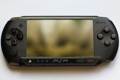 Лот: 9827173. Фото: 1. PSP E1008 Playstation Portable... Игровые приставки, консоли