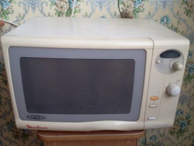 Лот: 6110517. Фото: 1. СВЧ Moulinex. Микроволновки, мини-печи