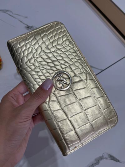 Лот: 23282502. Фото: 1. Кошелек Michael Kors 😍. Бумажники, кошельки, портмоне