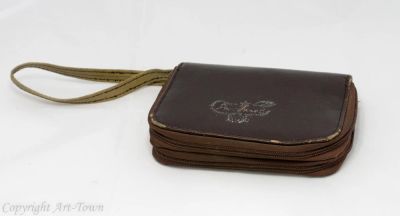 Лот: 4582841. Фото: 1. борсетка маленькая коричневая. Бумажники, кошельки, портмоне