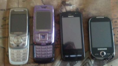 Лот: 2552402. Фото: 1. samsung SGH-E250i Samsung-E740... Кнопочные мобильные телефоны