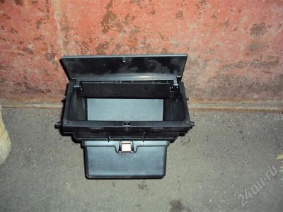 Лот: 481051. Фото: 1. Полка оригинальная под автомагнитолу... Салон